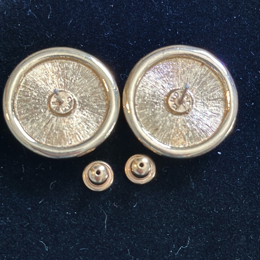 Monet vintage pearl button and hotline earrings. Traditional pierced back. - Picture 3 of 4